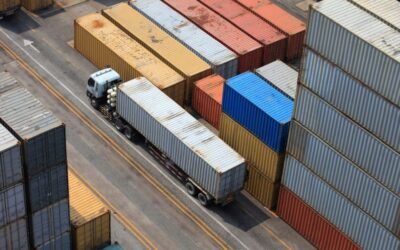 Transporting Heavy Machinery and Equipment to Vancouver, WA.