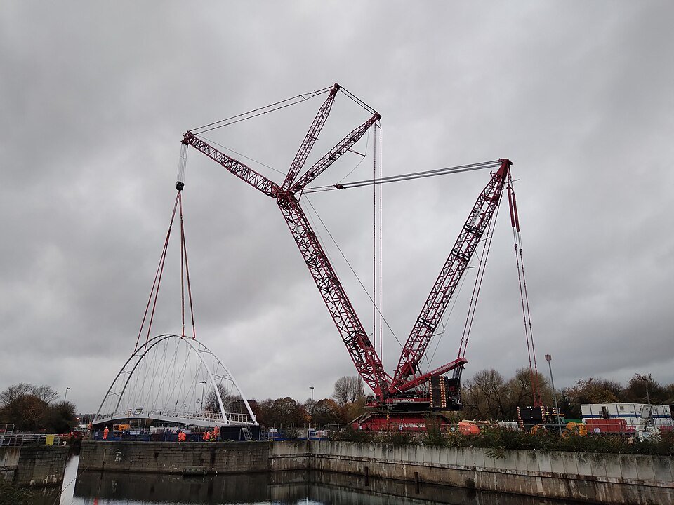 Terex-Demag Cc 6800 Crawler Crane Lifting Waterside Bridge